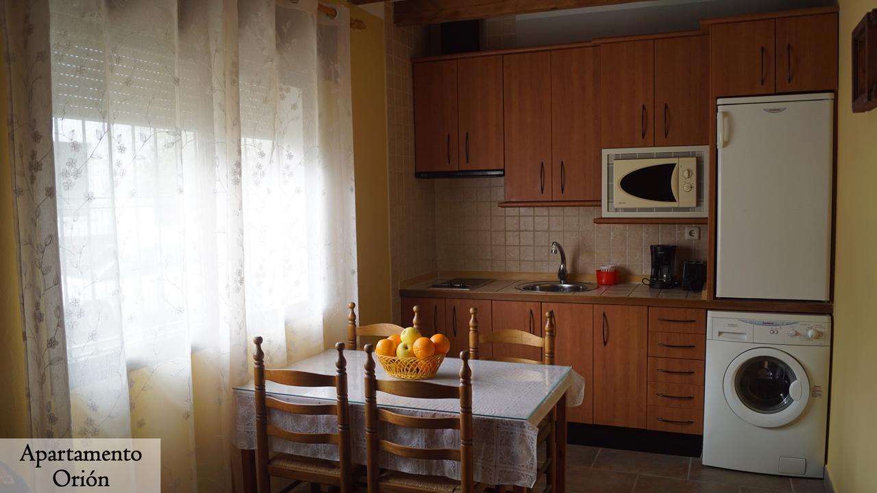 Apartamentos Estrellas De Monfraguee Torrejón el Rubio Esterno foto